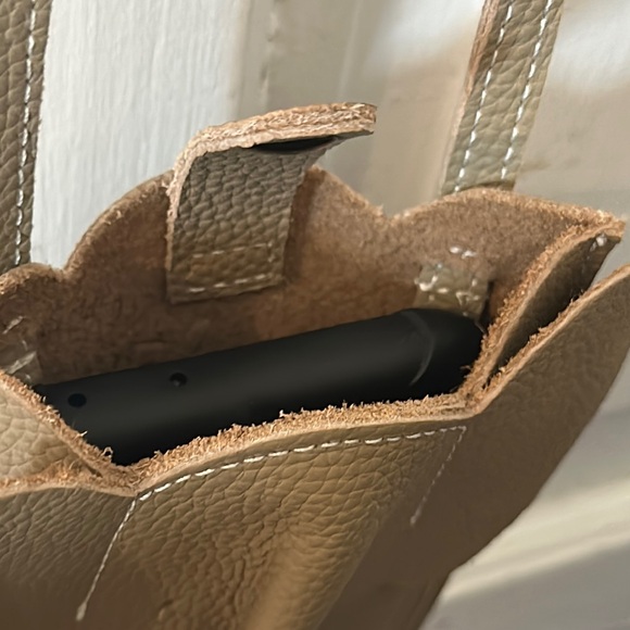 « REPOSH » »Brown Leather Crossbody Bag - Picture 4 of 12